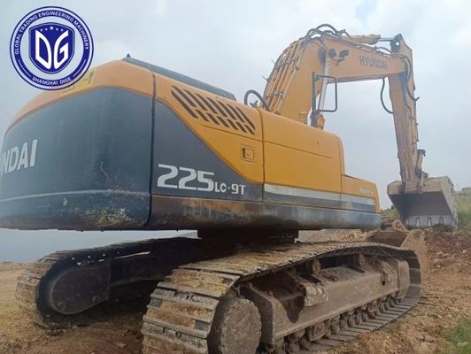 Χρησιμοποιούμενη Υούνταϊ 225LC-9T 22.5T Crawler Χρησιμοποιούμενη Εκσκαφέας Αρχική Και Καλή Ποιότητα έτοιμη για πώληση