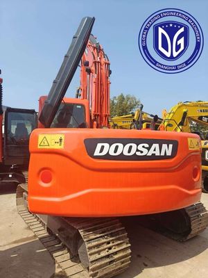 Δυνατός και ανθεκτικός εξορυκτής Doosan DX140 για τα έργα κατασκευής σας