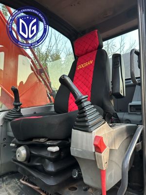 Χρησιμοποιούμενη εκσκαφέας Doosan DX225 22,5 τόνων σχεδόν νέα με υψηλή αξιοπιστία