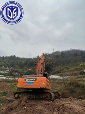 Υψηλής ευελιξίας DX370LC 37t Χρησιμοποιούμενος εξορυκτής Doosan με διεξοδικό έλεγχο
