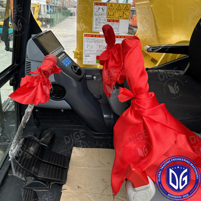 Η Komatsu PC300-8 30 τόνων χρησιμοποιούμενη εκσκαφέας για την εξόρυξη μεγάλων κατασκευών