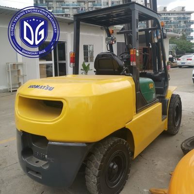 Komatsu 3 Ton Forklift Μέγιστο Υψόμετρο Ανασκαφής 5180mm Μέγιστο Ράδιο Ανασκαφής 5125mm Για Υψηλό Ανύψωμα και Λειτουργίες