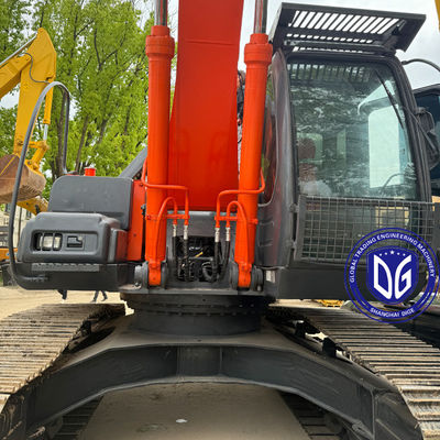 Χρησιμοποιούμενη εκσκαφέας 24 τόνων Hitachi ZX240 σε καλή κατάσταση και απόδοση