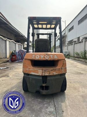 2.5t 8FDA25 Toyota Χρησιμοποιούμενο ανελκυστήρα ισχυρό Χρησιμοποιούμενο ανελκυστήρα υδραυλικό μηχανή