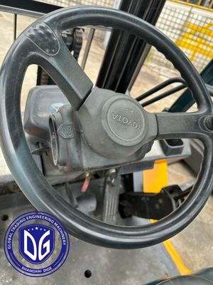 3t 8FDA30 Toyota Χρησιμοποιούμενο ανελκυστήρα
