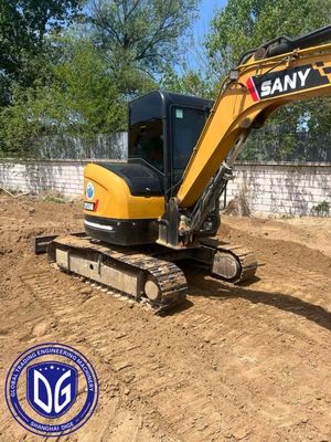 Πολυδιάστατος εξορυκτής Sany SY55C για διάφορες κατασκευαστικές εφαρμογές