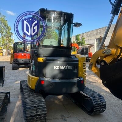 Μεταχειρισμένο Japan Komatsu PC40 Mini Excavator 4 Ton Small Hydraulic Digger Χαμηλές ώρες εργασίας